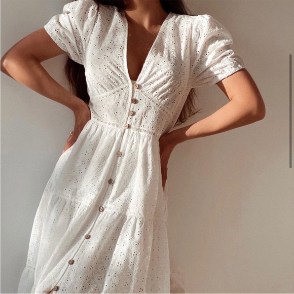 Zara | Dresses | Gorgeous Zara Embroidered Voluminous Dress | Poshmark